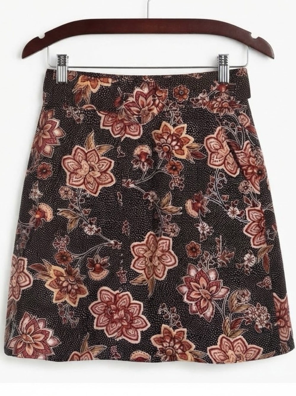 MINKPINK Mehdya Floral Mini Skirt - Picture 2 of 8